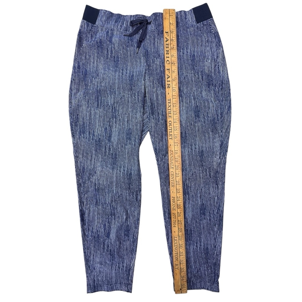 Athleta Women’s Navy and Light Blue Pants